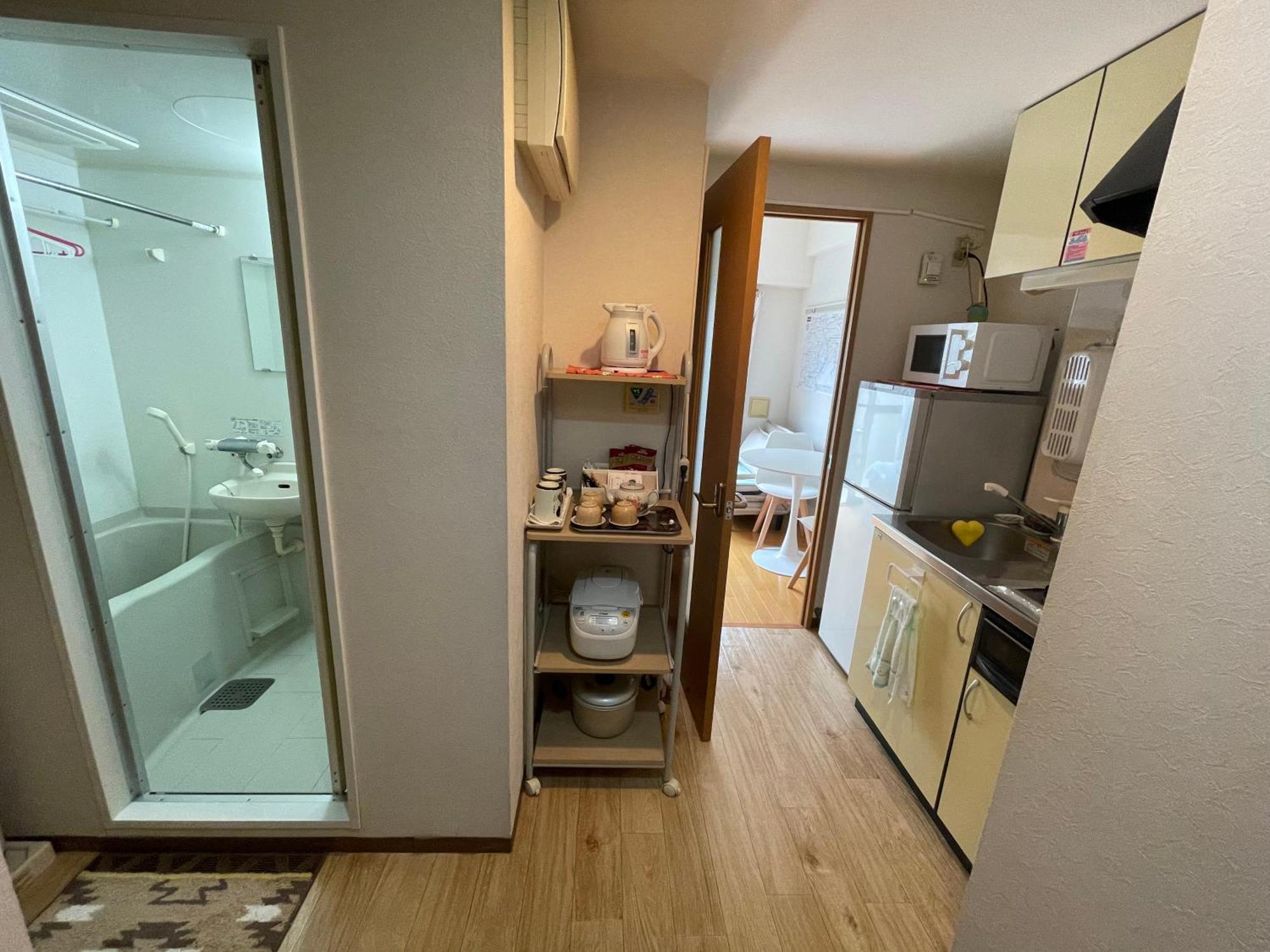 新宿庭院の屋-Shinjuku Garden Home -28 Square Meters King Size Bed Garden Room Tokio Zewnętrze zdjęcie